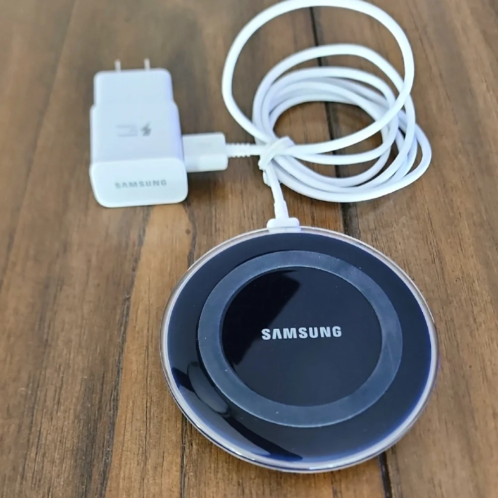 Samsung Wireless Charger Pad